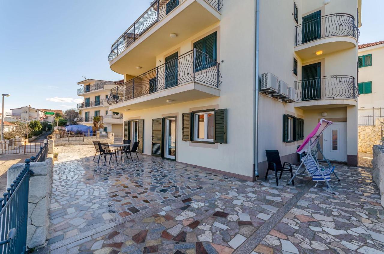 Apartments Mia Trogir Exterior foto
