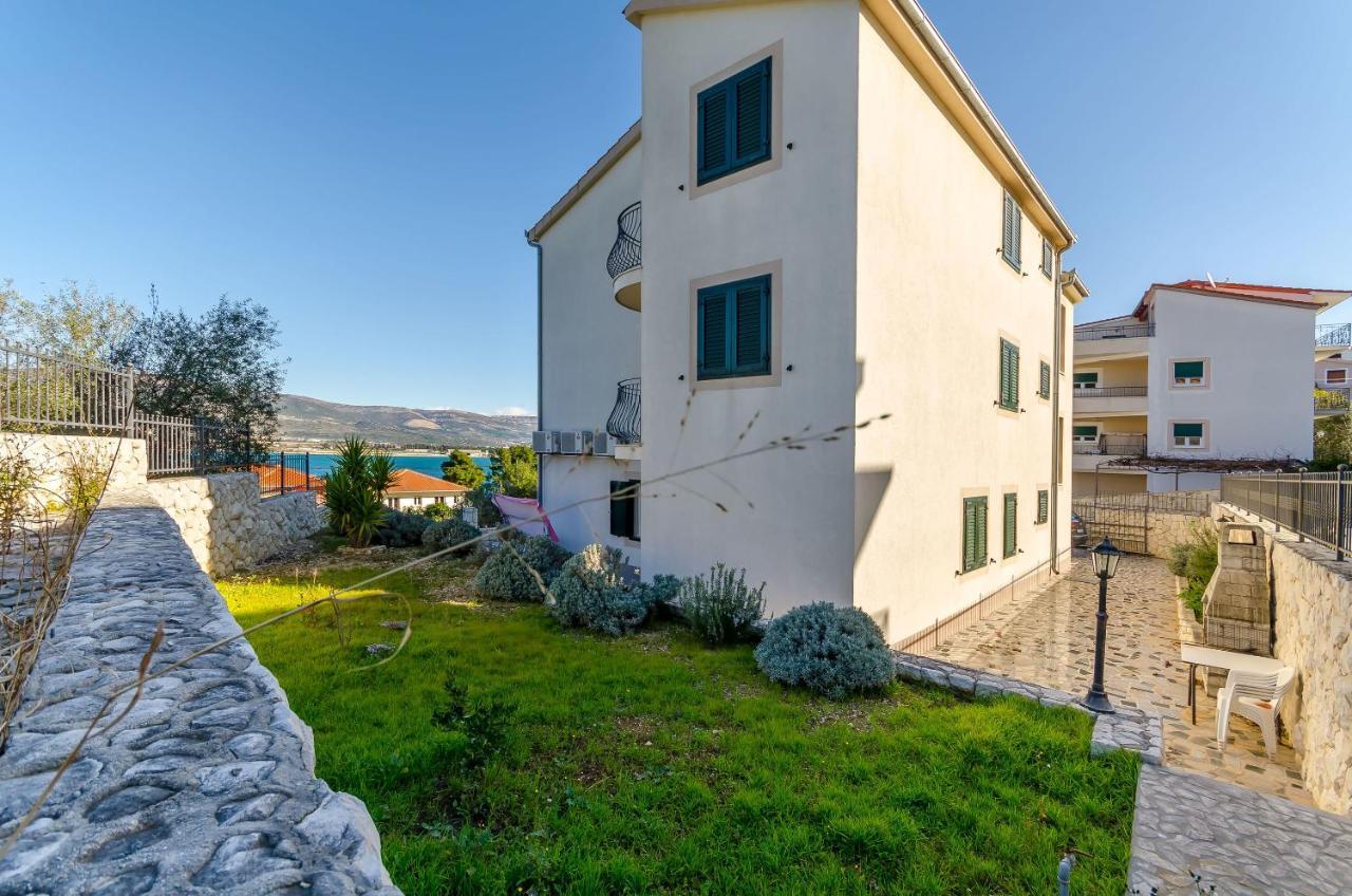 Apartments Mia Trogir Exterior foto