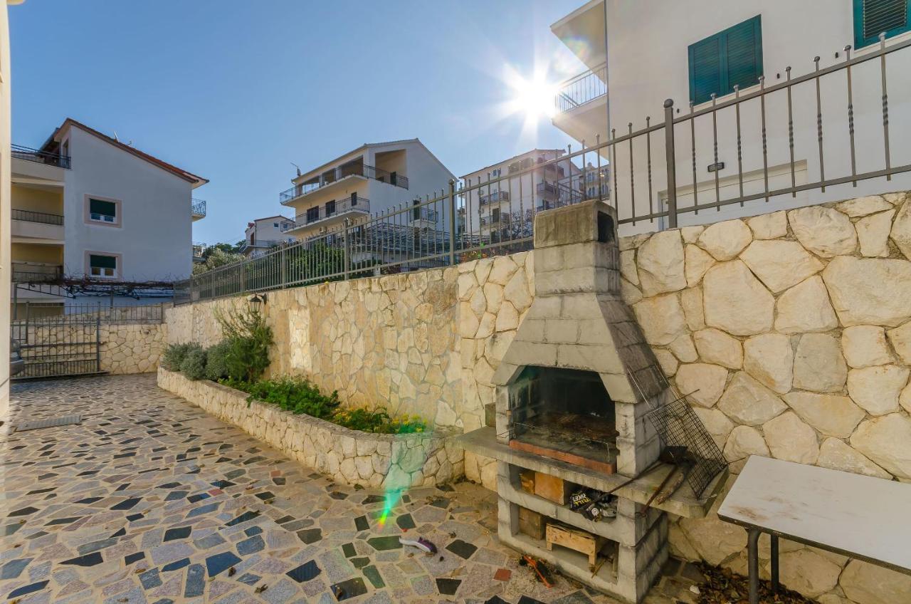 Apartments Mia Trogir Exterior foto